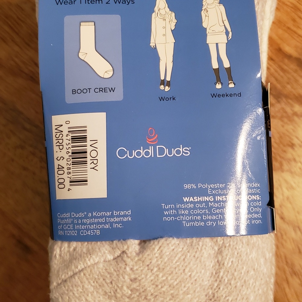 Cuddl Duds Boot Crew Socks, 4 Pair, NWT - Picture 3 of 5